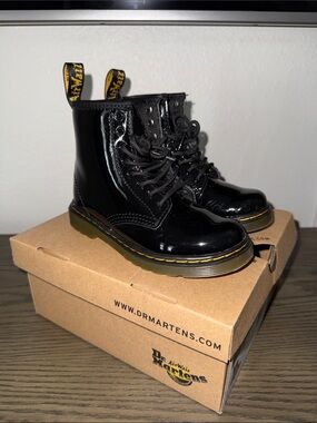 Dr. Martens Patent Lamper Boot Black 10